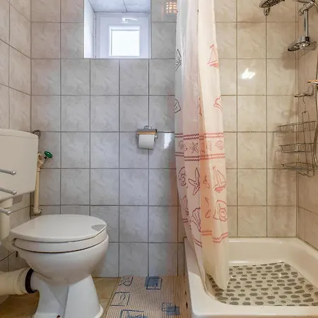 Pet Friendly In With Wifi Apartment *