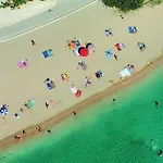 דירה In מדולין